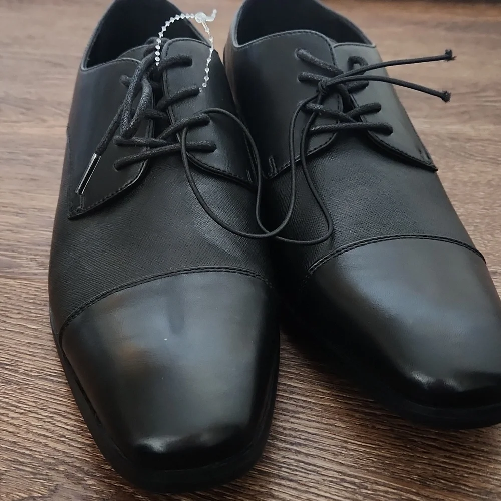 NEW Calvin Klein Mens Black Oxford, size 7.5